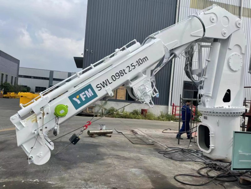 Marine Pedestal Crane Marine Pedestal Crane